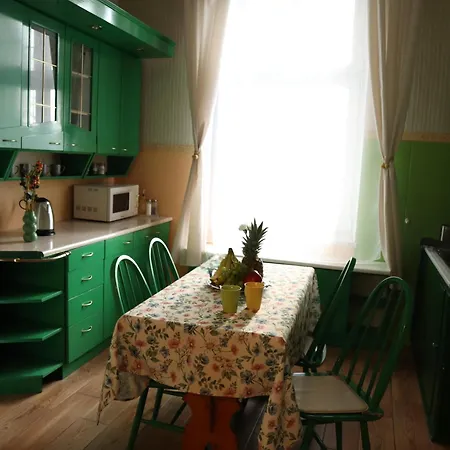 شقة 555 Flat - 55 M² Mieszkanie, 5 Min - Dworzec Glowny كراكوفيا