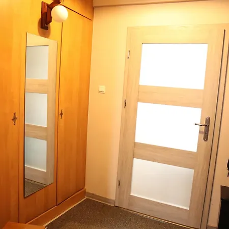 شقة 555 Flat - 55 M² Mieszkanie, 5 Min - Dworzec Glowny